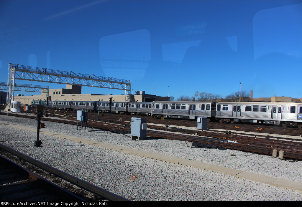 CTA Howard Yard